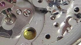 天梭1853拆解视频,185年工艺传承与精湛技艺展现